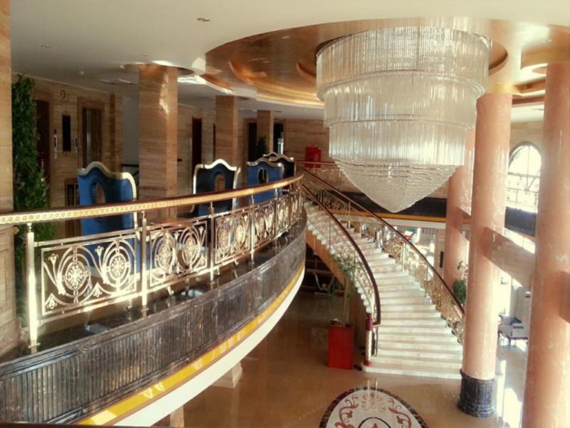 โรงแรม สตาร์ เวิร์ล Naypyidaw ภายนอก รูปภาพ
